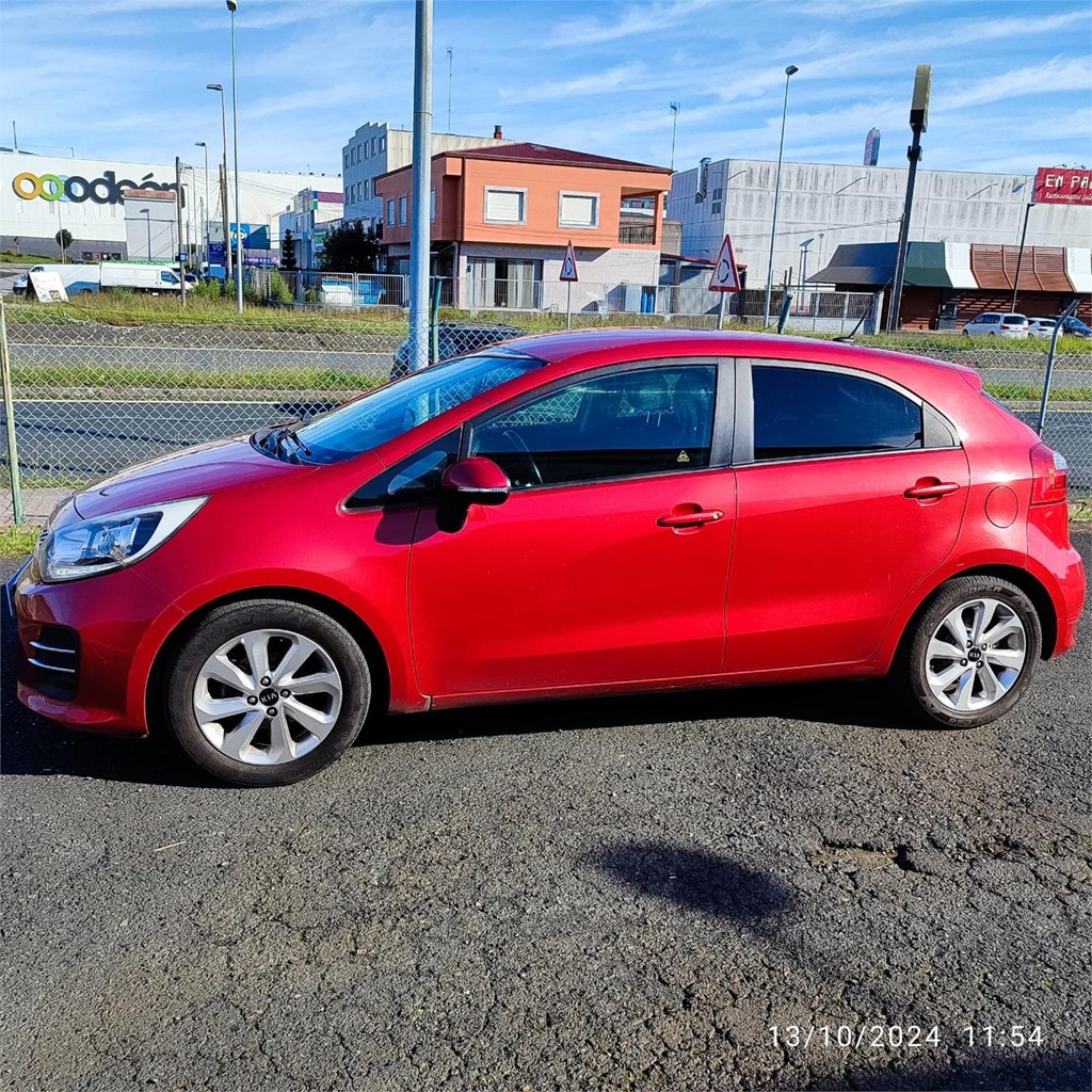 Foto 4 KIA RIO 1.1 CRDI